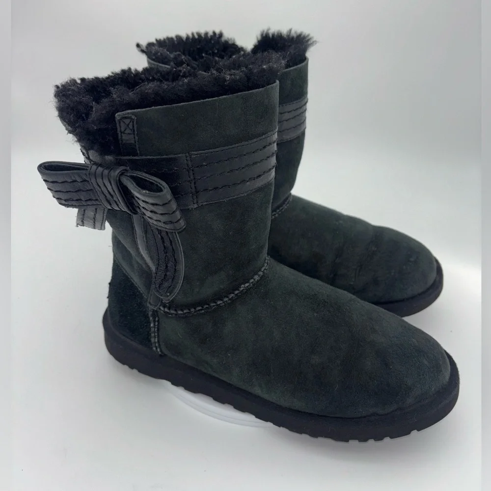 UGG australia black